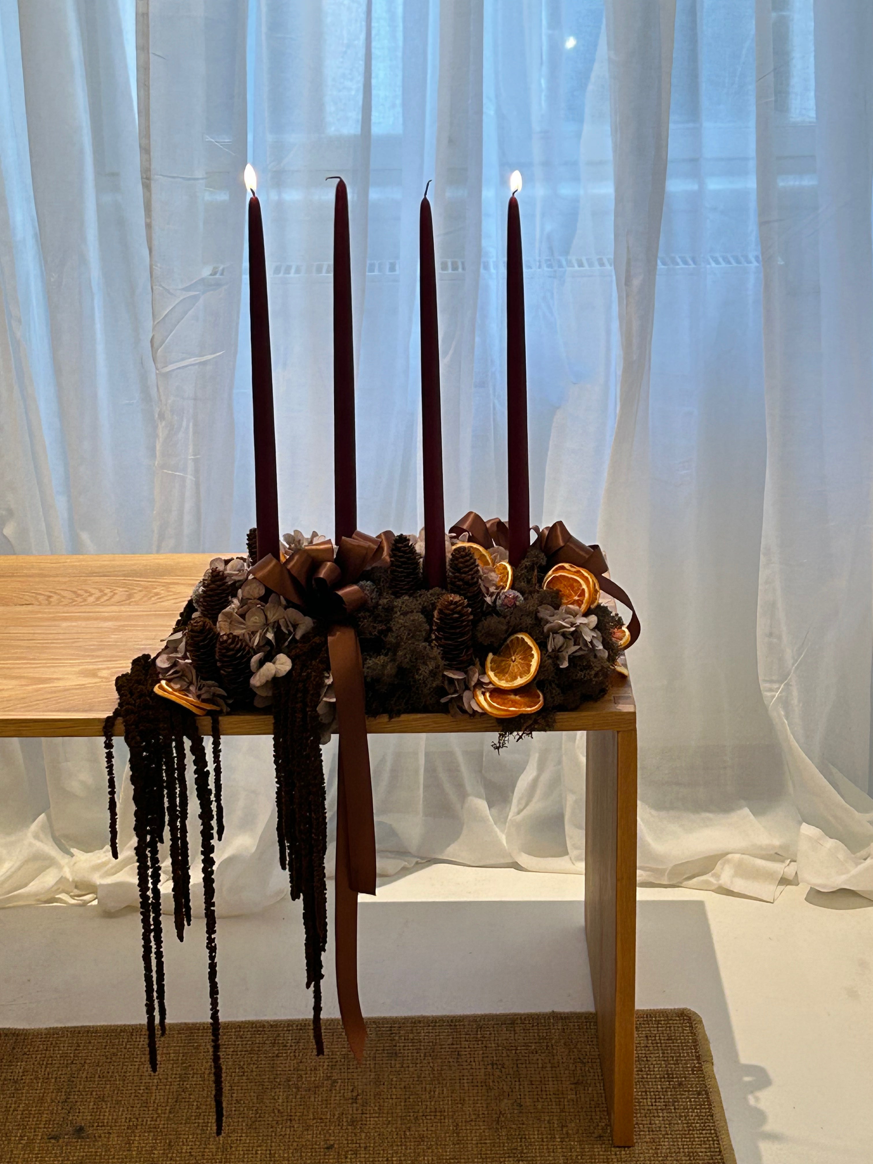 Den Brune Adventsdekoration